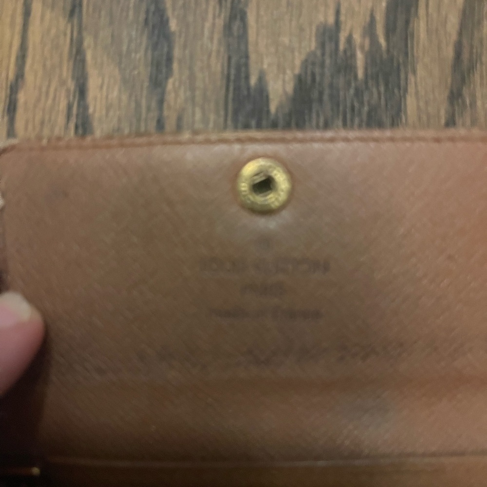 Louis Vuitton Brown Monogram Key Holder - Picture 6 of 10
